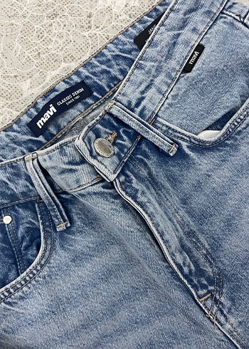 Kadın Mavi Denim Bol Kesim Midi Kot Pantolon - Görsel 2