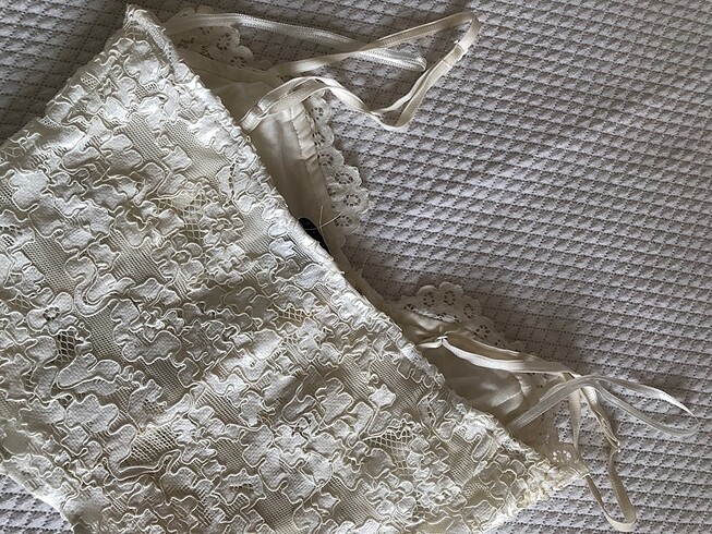 s Beden dantelli crop