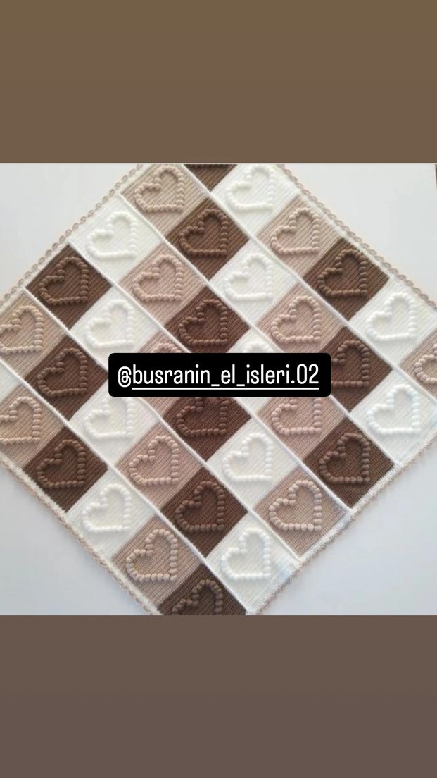 Sarı Nakışlı Örgü Çocuk Battaniyesi - Görsel 2