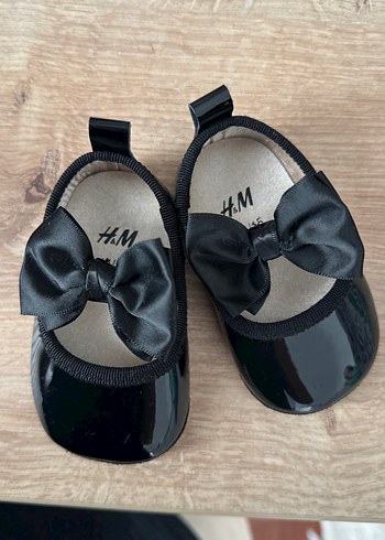 Kız Bebek Fiyonk Detaylı Babet - H&M 14-15 numara