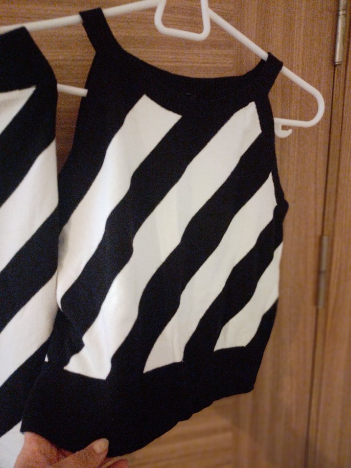 Siyah Beyaz Çizgili Mini Takım - Görsel 5