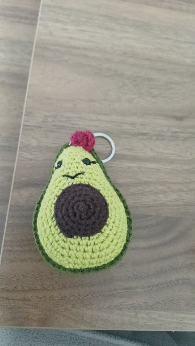 Renkli Örgü Avokado Anahtarlık - Görsel 3