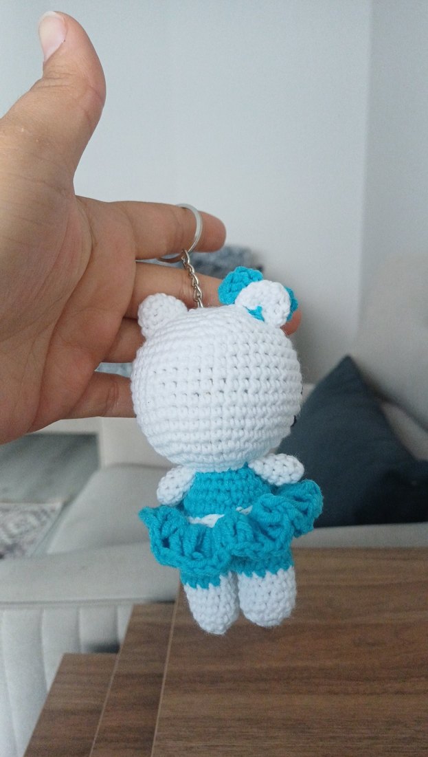 Renkli Örgü Kadın Anahtarlık - Görsel 2