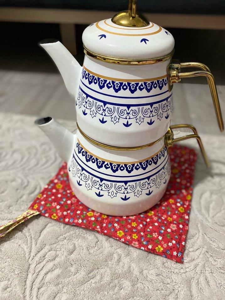 Renkli Çiçek Desenli Kırmızı tutacak ve çay altı - Görsel 2