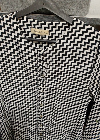 Uzun Kollu V Yaka Piliseli Kadın Tunik - Görsel 2