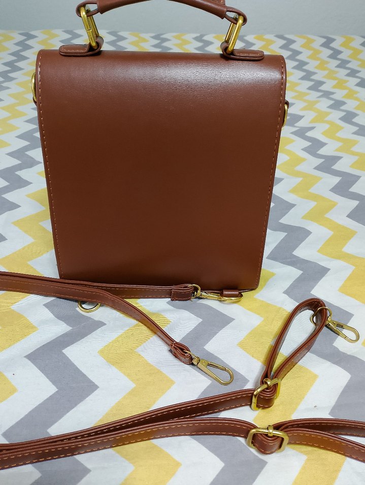 Kahverengi Deri Tokalı Kadın Çanta - Görsel 2