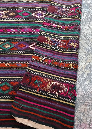 Klasik Çok Renkli Desenli Halı - Görsel 8