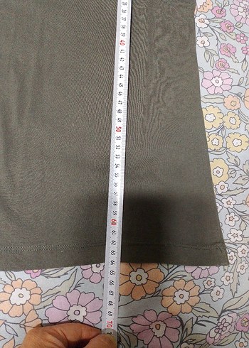 Kelebek Baskılı Gri Kız Straplez Tişört - Görsel 4