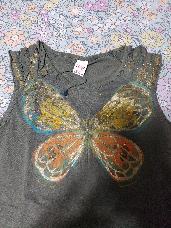 Kelebek Baskılı Gri Kız Straplez Tişört - Görsel 2