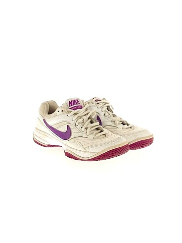 Nike Nike Spor Ayakkabı %70 İndirimli.