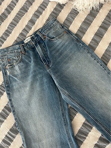 Stradivarius Stradivarius Crop straight fit jean