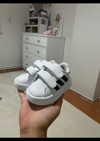 Adidas spor ayakkabı - Görsel 3