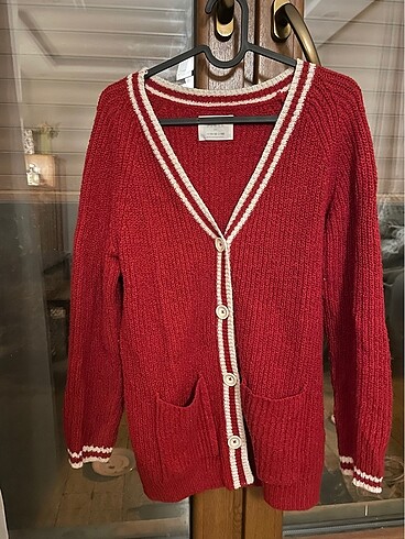 Zara kırmızı hırka
