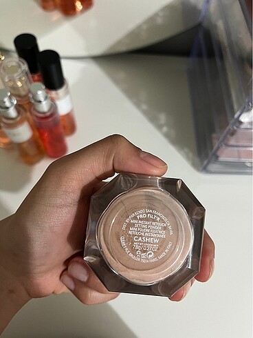 Fenty Beauty fentu pudra