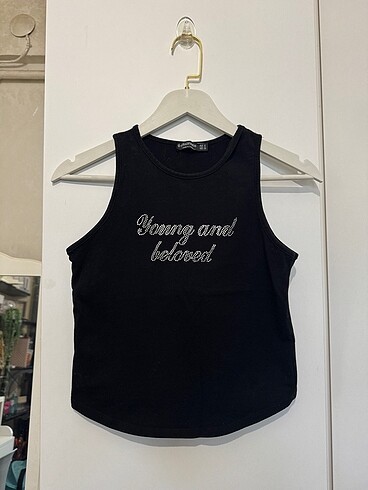 Stradivarius Taşlı Crop