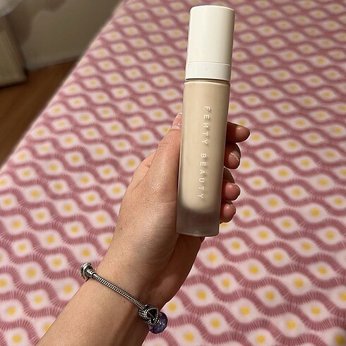 Fenty fondöten