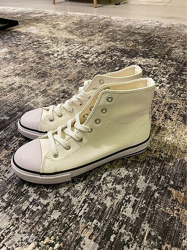 39 Numara Unisex Model