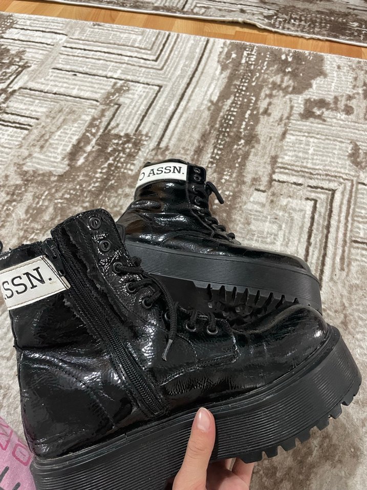 Siyah Rugan Platform Topuklu Street Style Bot - Görsel 2