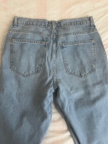 28 Beden mavi Renk LCW pantolon