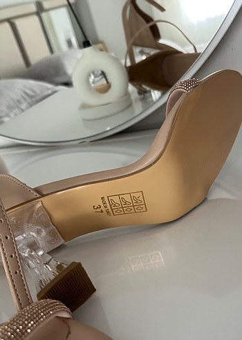Diğer Bej Yılan Desenli Stiletto Topuklu Kadın Ayakkabı