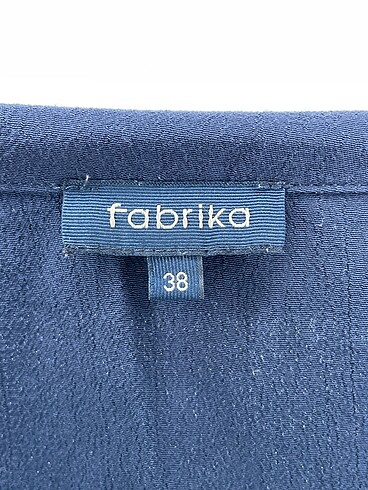 38 Beden çeşitli Renk Fabrika Gömlek %70 İndirimli.