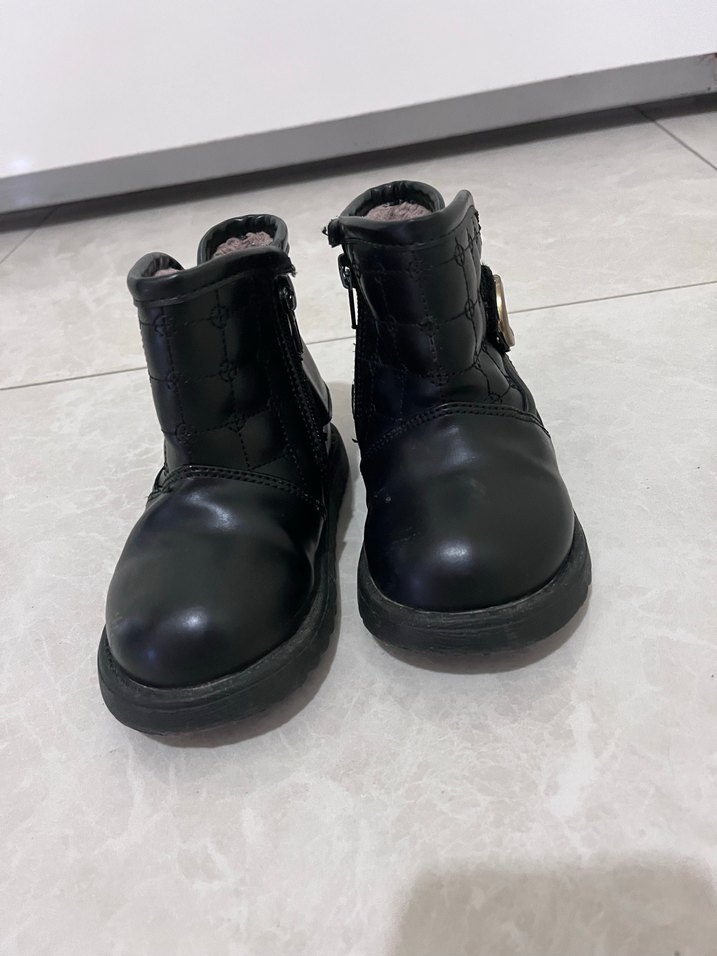 Kız Çocuk Siyah Tokalı Biker Çizme - Görsel 2