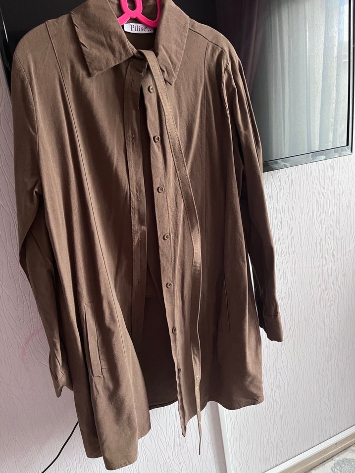 Düğmeli Bej Keten Kadın Gömlek - Görsel 2