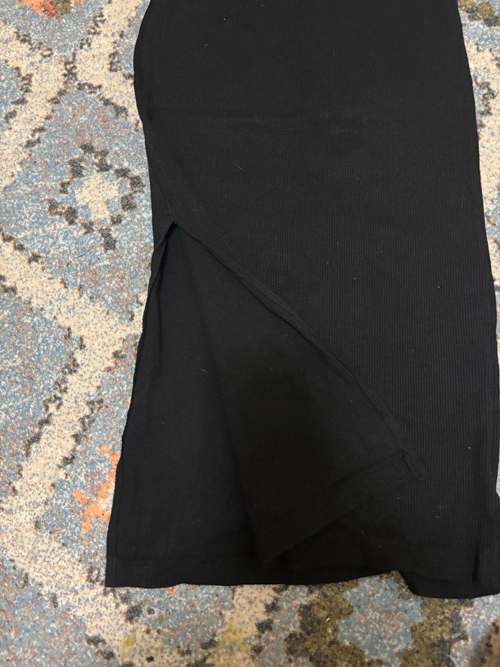 Siyah Uzun Dar Kesim Etek - Görsel 2