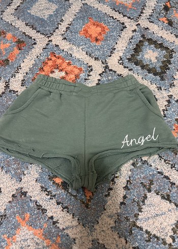 Dantel Detaylı Yeşil Mini Şort - Görsel 2