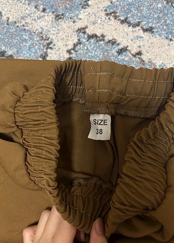 Kadın Rahat Kesim Kahverengi Kumaş Pantolon - Görsel 3