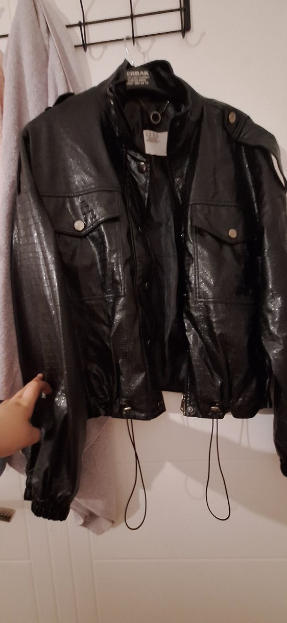 Kadın Siyah Deri Kemerli Ceket - Görsel 2