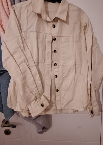 Bej Düğmeli Uzun Kollu  Kadın Gömlek ceket - Görsel 4