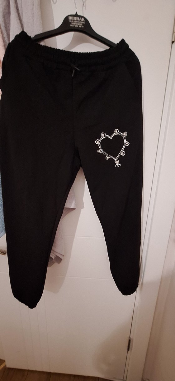 Onu açık kalp detayli Eşofman takim şık ve guzeldir kapşonlu - Görsel 5