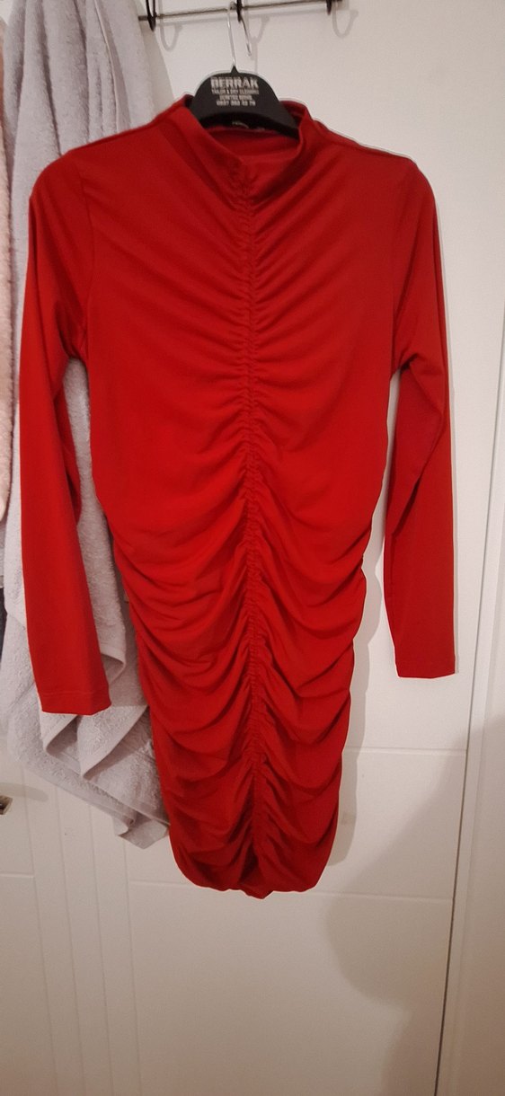 Kırmızı Drapeli Uzun Kollu on arka buzgulu elbise - Görsel 2