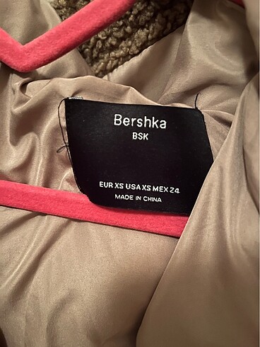 xs Beden Bershka peluş ceket