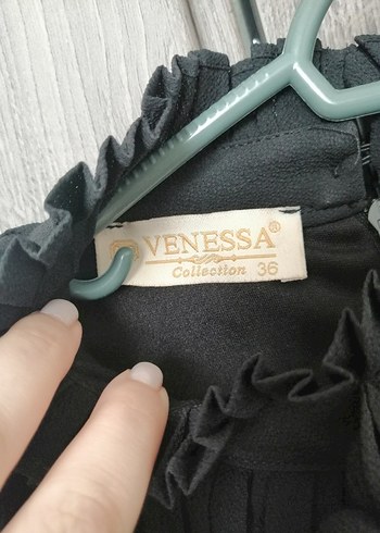 Piliseli Siyah Uzun Kollu Uzun Elbise - Görsel 3