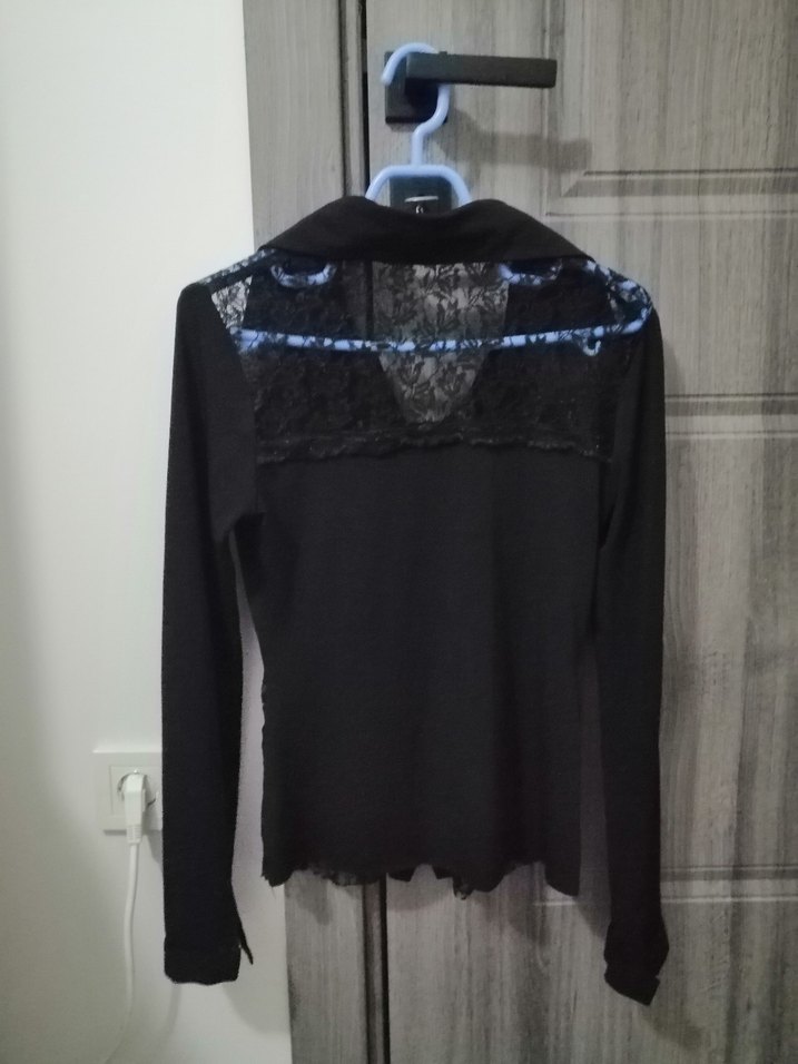 Dantel Detaylı Siyah Gotik Kadın Gömlek - Görsel 2