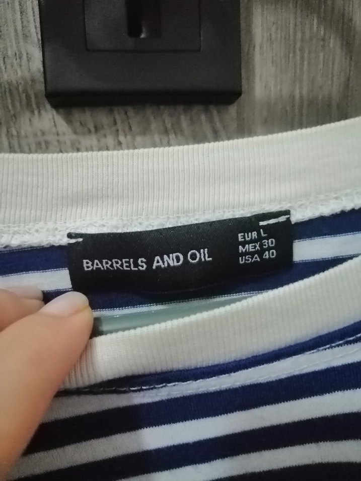 Lacivert Çizgili Kısa Kollu Crop Top - Görsel 3