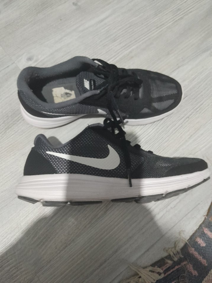 Nike Siyah Kadın Spor Ayakkabı - Görsel 2