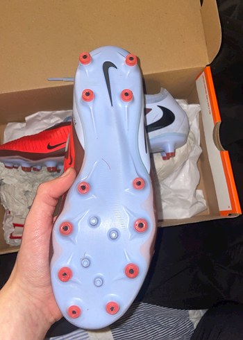 Nike Phantom pro seviye ag taban - Görsel 3