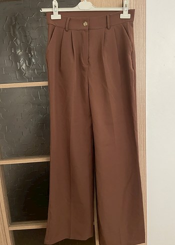 Kahverengi Pilili Kadın Kumaş Pantolon