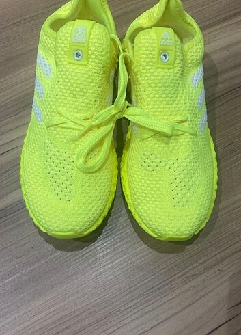Adidas Spor ayakkabı