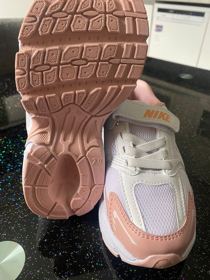 Kızlar için Beyaz Velcro Bantlı Sneakers - Görsel 3