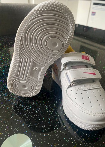 Barbie Desenli Beyaz Kız Çocuk ışıklı Spor Ayakkabı - Görsel 3