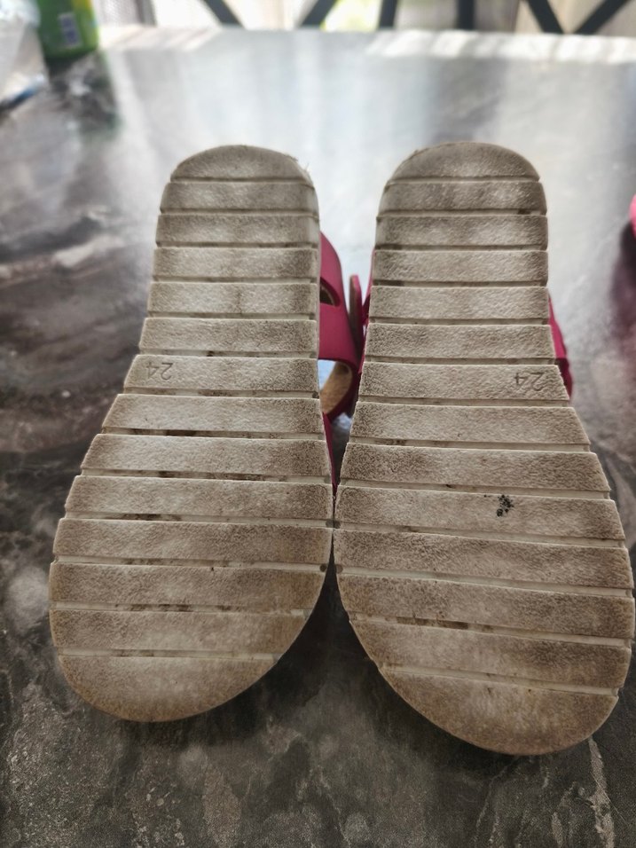 Kız Çocuk Pembe Tokalı Sandalet - Görsel 4