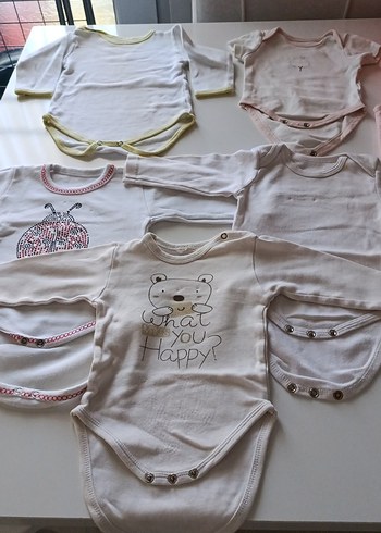 Bebek Kız Beyaz Düğmeli Çıtçıtlı Body