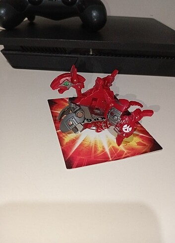 Bakugan Pyrus Orbeum (Zıplayan versiyon)