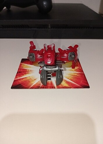  Beden Bakugan Pyrus Orbeum (Zıplayan versiyon)