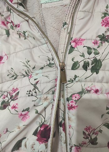 Çiçek Desenli Kürklü Kız Çocuk Mont - Görsel 5