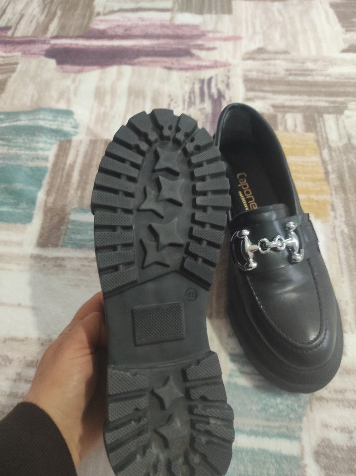 Kilit Tokalı Siyah Deri Kadın Loafer - Görsel 3